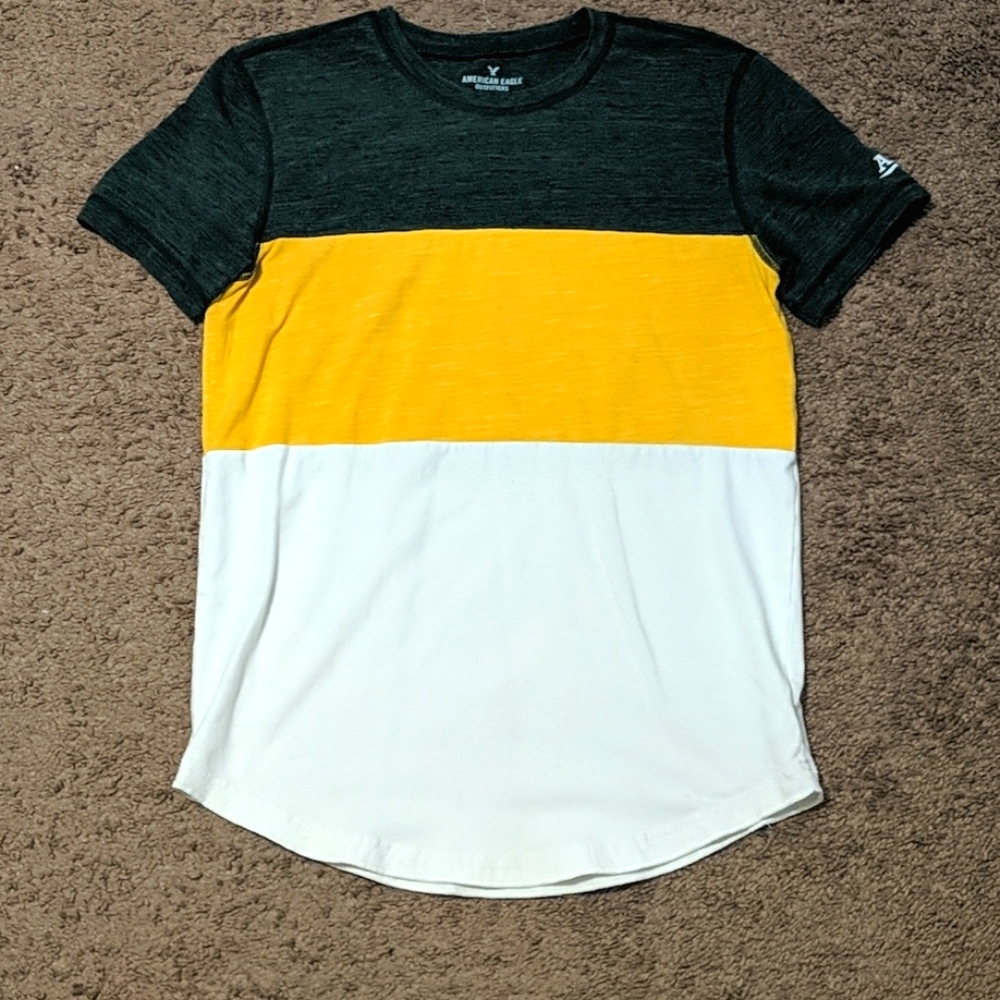 American Eagle shirt